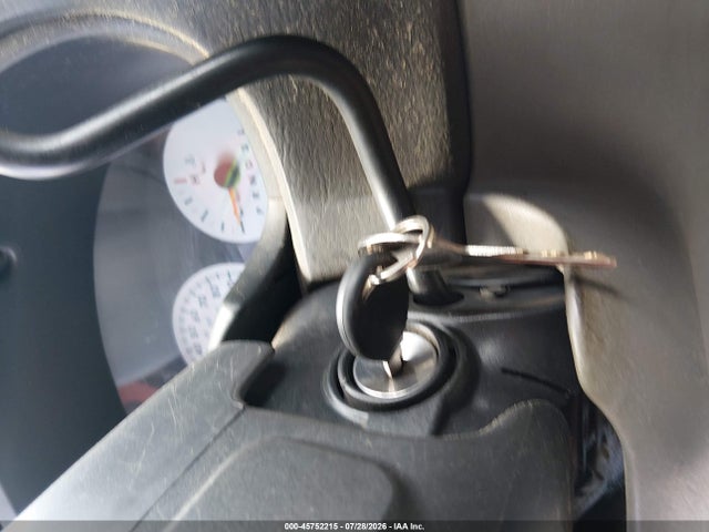 45752215 :رقم المزاد ، 1D4GP25B65B257212 vin ، 2005 Dodge Caravan Se مزاد بيع