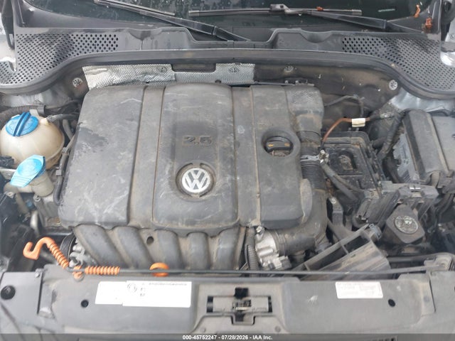 Auction sale of the 2013 Volkswagen Beetle 2.5l Entry, vin: 3VWFP7AT6DM644934, lot number: 45752247