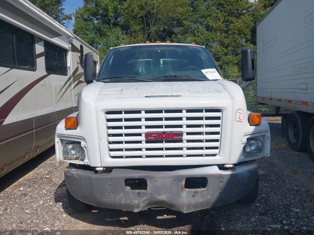 45752249 :رقم المزاد ، 1GDJ6C1G26F402152 vin ، 2006 Gmc Tc6500 مزاد بيع