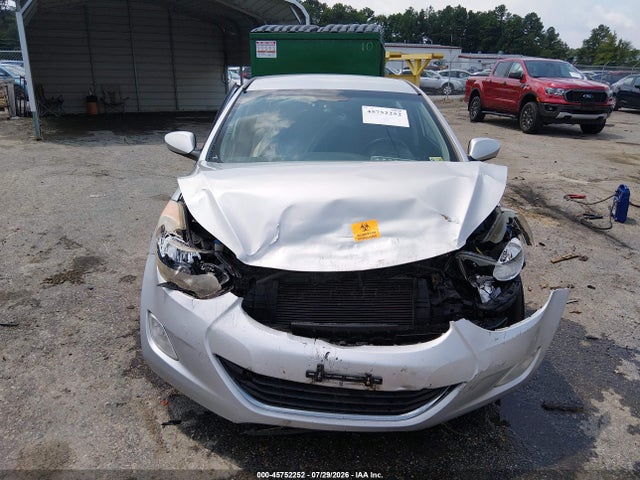 Продажа на аукционе авто 2013 Hyundai Elantra Gls, vin: KMHDH4AE6DU548011, номер лота: 45752252