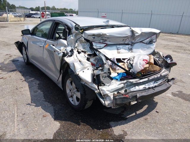 Продажа на аукционе авто 2013 Hyundai Elantra Gls, vin: KMHDH4AE6DU548011, номер лота: 45752252