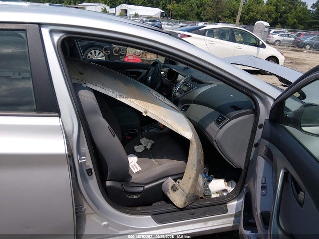 Продажа на аукционе авто 2013 Hyundai Elantra Gls, vin: KMHDH4AE6DU548011, номер лота: 45752252