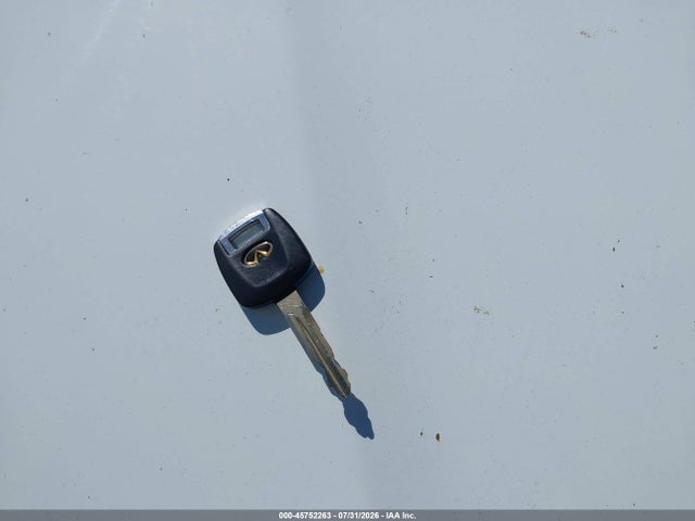 Auction sale of the 2000 Infiniti Qx4, vin: JNRAR07Y1YW082724, lot number: 45752263