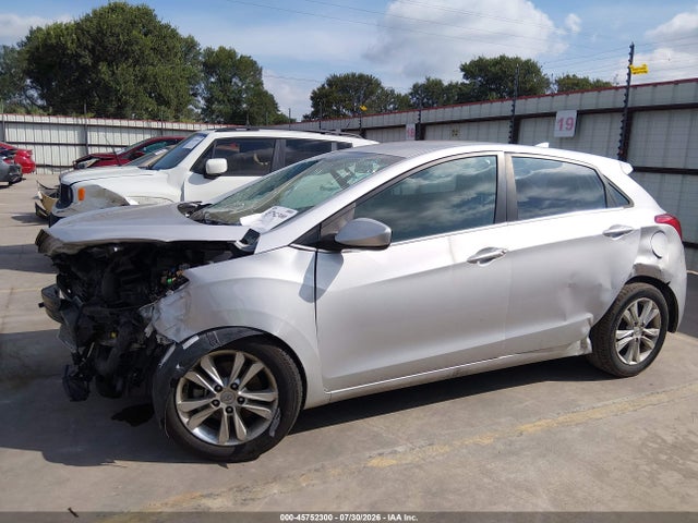 2013 Hyundai Elantra Gt მანქანა იყიდება აუქციონზე, vin: KMHD35LE0DU024029, აუქციონის ნომერი: 45752300