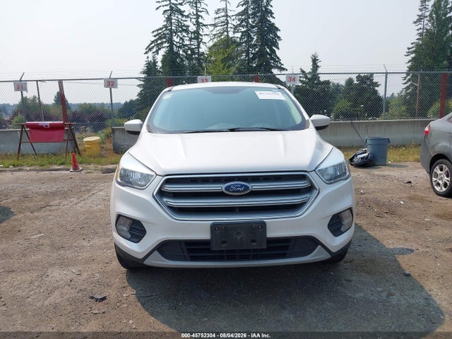 Ford ESCAPE SE 2017 1FMCU9GD4HUC51747 Image 13