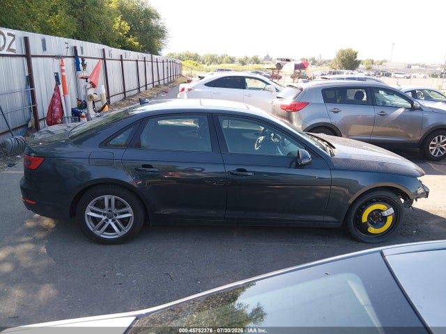 WAUGNAF44HN024927 Audi A4 PREMIUM