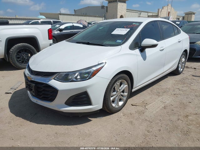 Chevrolet CRUZE LS 2019 1G1BC5SM4K7153450 Image 2