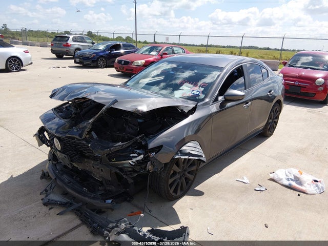 Mazda Mazda3 Preferred Package 2019 JM1BPBDM8K1133177 Image 2