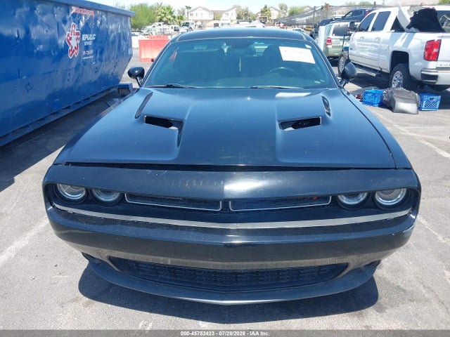 2C3CDZAT1FH712282 Dodge Challenger R/t