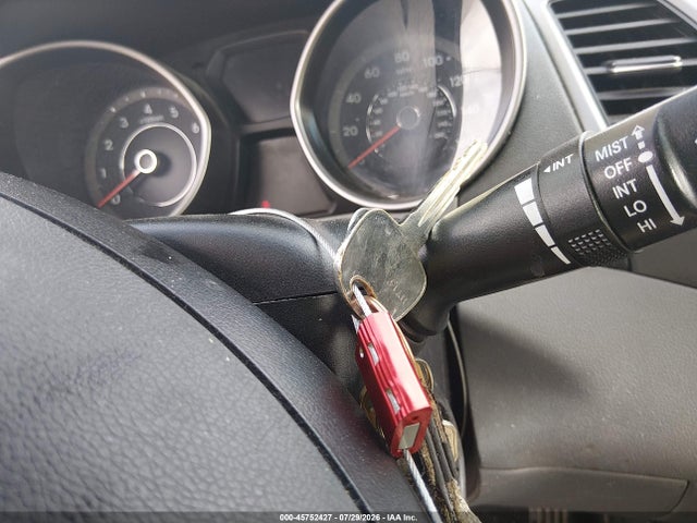 2015 Hyundai Elantra Se მანქანა იყიდება აუქციონზე, vin: 5NPDH4AE7FH633926, აუქციონის ნომერი: 45752427