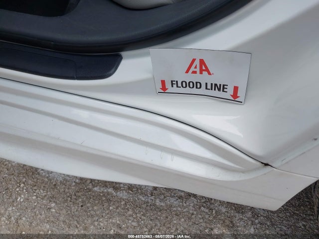 45752463 :رقم المزاد ، 4T1G11AKXLU345000 vin ، 2020 Toyota Camry Se مزاد بيع