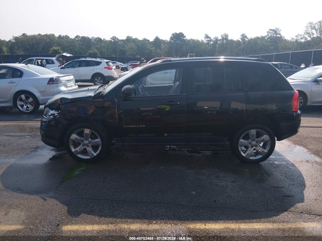 45752468 :رقم المزاد ، 1C4NJCCB5CD623564 vin ، 2012 Jeep Compass Limited مزاد بيع
