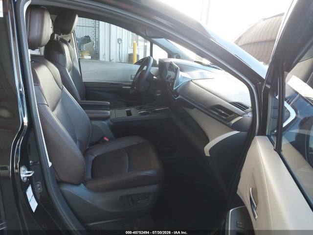 Toyota Sienna Platinum 2022 5TDESKFCXNS062233 Image 5