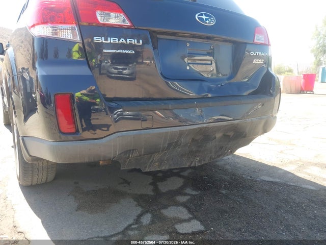 2013 Subaru Outback 2.5i Premium მანქანა იყიდება აუქციონზე, vin: 4S4BRBCC1D3225897, აუქციონის ნომერი: 45752504