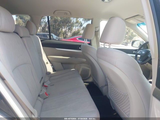 2013 Subaru Outback 2.5i Premium მანქანა იყიდება აუქციონზე, vin: 4S4BRBCC1D3225897, აუქციონის ნომერი: 45752504