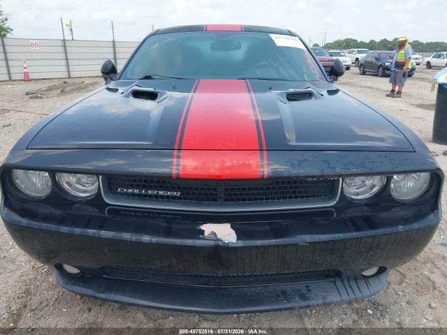 45752516 :رقم المزاد ، 2C3CDYAGXDH579032 vin ، 2013 Dodge Challenger Rallye Redline مزاد بيع
