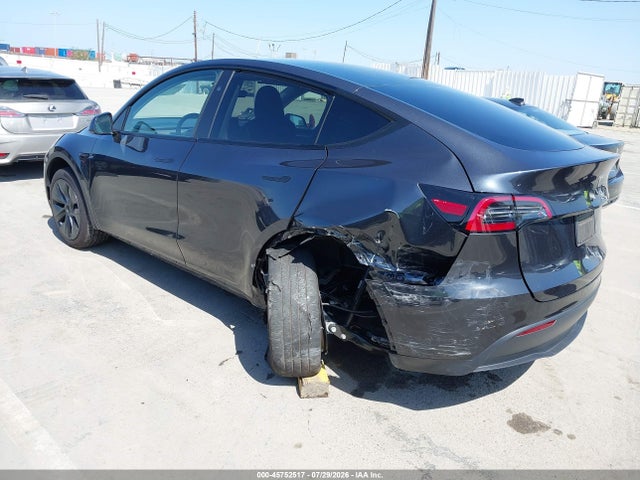 Auction sale of the 2024 Tesla Model Y Long Range Dual Motor All-wheel Drive, vin: 7SAYGDEE4RF209625, lot number: 45752517