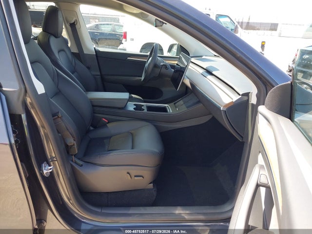 Auction sale of the 2024 Tesla Model Y Long Range Dual Motor All-wheel Drive, vin: 7SAYGDEE4RF209625, lot number: 45752517