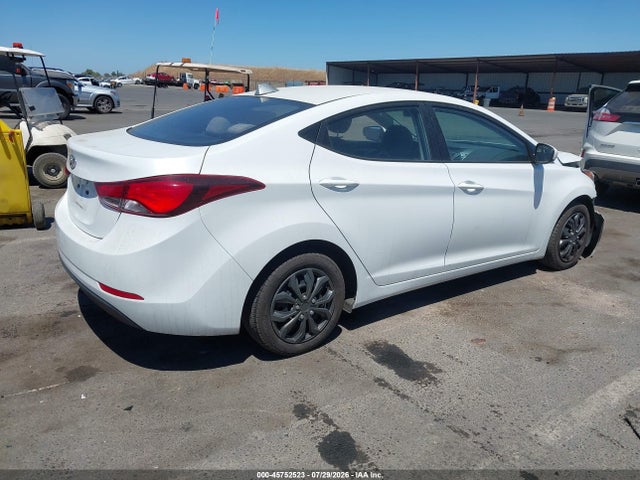 45752523 :رقم المزاد ، 5NPDH4AE2GH685658 vin ، 2016 Hyundai Elantra Se مزاد بيع
