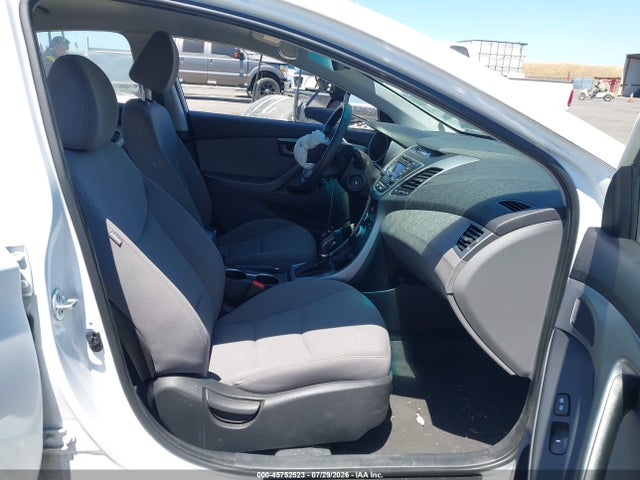45752523 :رقم المزاد ، 5NPDH4AE2GH685658 vin ، 2016 Hyundai Elantra Se مزاد بيع