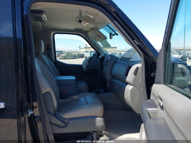 5BZAF0AA9MN850132 Nissan Nv Passenger Nv3500 Hd Sl