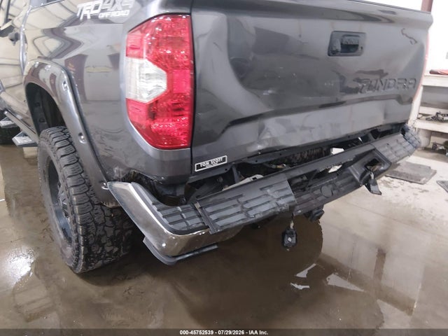 5TFDY5F12FX430801 Toyota Tundra Sr5 5.7l V8