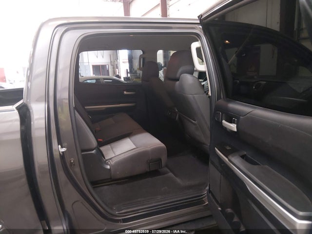 5TFDY5F12FX430801 Toyota Tundra Sr5 5.7l V8