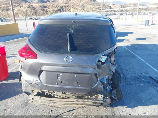 45752574 :رقم المزاد ، 3N1CP5BV4LL538807 vin ، 2020 Nissan Kicks S Xtronic Cvt مزاد بيع