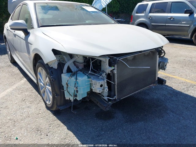 4T1C11AK9NU052691 Toyota CAMRY LE