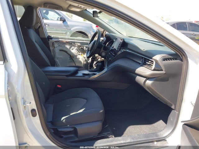 4T1C11AK9NU052691 Toyota CAMRY LE