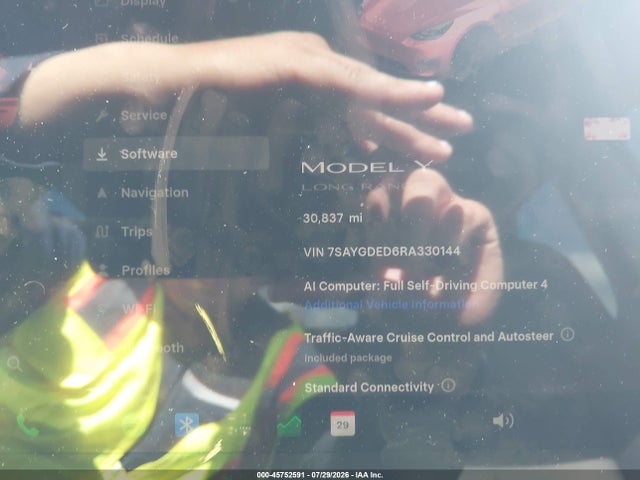 Tesla Model Y 2024 7SAYGDED6RA330144 Image 14