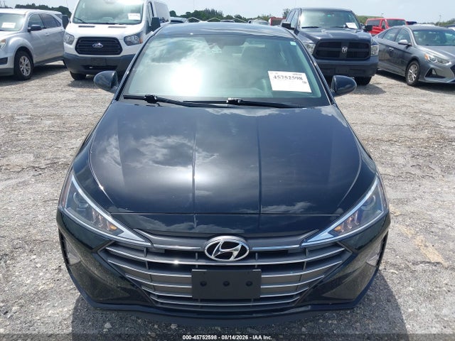 Продажа на аукционе авто 2020 Hyundai Elantra Se, vin: 5NPD74LF0LH609729, номер лота: 45752598