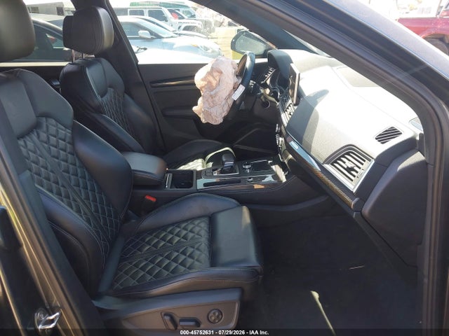 Продажа на аукционе авто 2019 Audi Sq5 3.0t Premium, vin: WA1B4AFY3K2056810, номер лота: 45752631