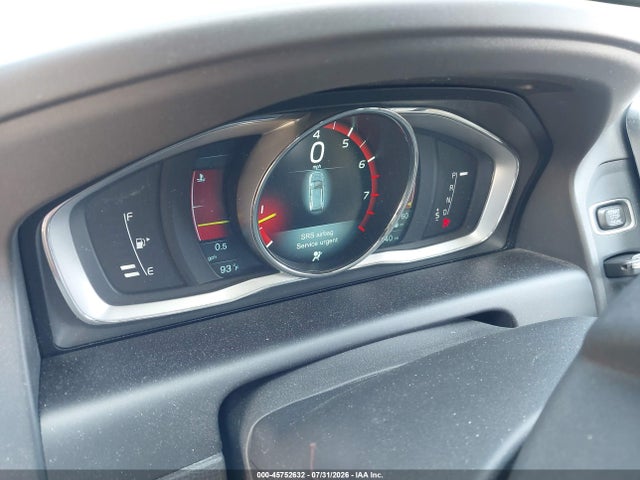 2014 Volvo Xc60 T6 R-design მანქანა იყიდება აუქციონზე, vin: YV4902DZ8E2535291, აუქციონის ნომერი: 45752632