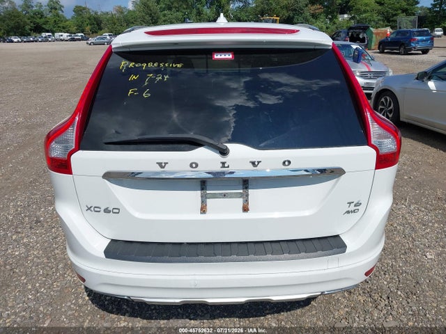 2014 Volvo Xc60 T6 R-design მანქანა იყიდება აუქციონზე, vin: YV4902DZ8E2535291, აუქციონის ნომერი: 45752632