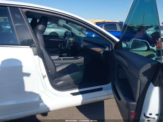 Продаж на аукціоні авто 2023 Tesla Model 3 Performance Dual Motor All-wheel Drive, vin: 5YJ3E1EC8PF500488, номер лоту: 45752641