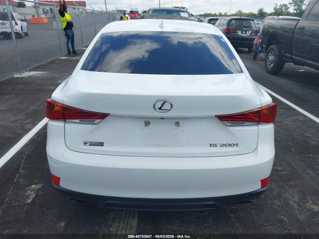 45752657 :رقم المزاد ، JTHBA1D22H5048796 vin ، 2017 Lexus Is 200t مزاد بيع