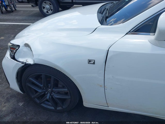 45752657 :رقم المزاد ، JTHBA1D22H5048796 vin ، 2017 Lexus Is 200t مزاد بيع