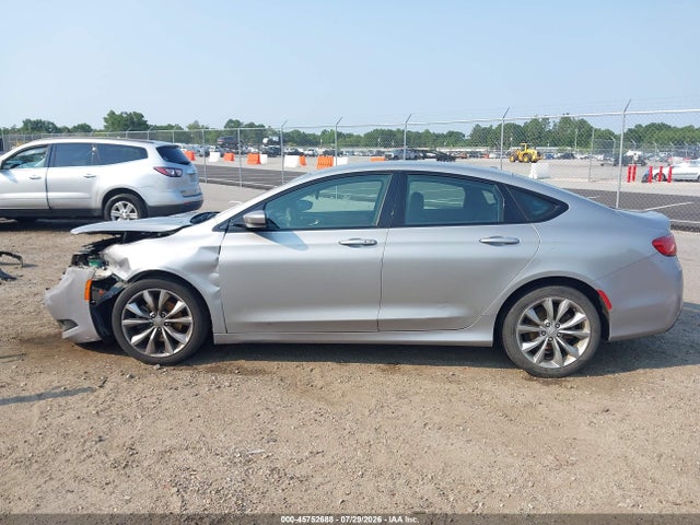 2015 Chrysler 200 S მანქანა იყიდება აუქციონზე, vin: 1C3CCCBB4FN629376, აუქციონის ნომერი: 45752688