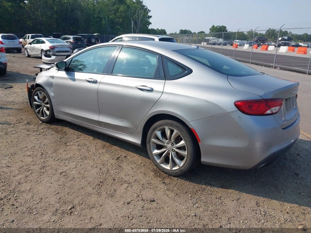2015 Chrysler 200 S მანქანა იყიდება აუქციონზე, vin: 1C3CCCBB4FN629376, აუქციონის ნომერი: 45752688