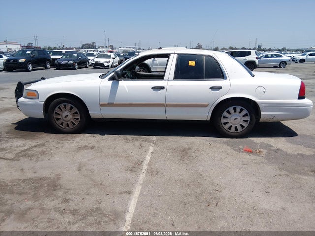 2010 Ford Crown Victoria Police/police Interceptor მანქანა იყიდება აუქციონზე, vin: 2FABP7BV9AX103013, აუქციონის ნომერი: 45752691