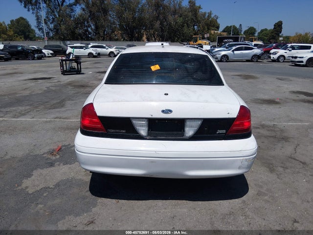 2010 Ford Crown Victoria Police/police Interceptor მანქანა იყიდება აუქციონზე, vin: 2FABP7BV9AX103013, აუქციონის ნომერი: 45752691