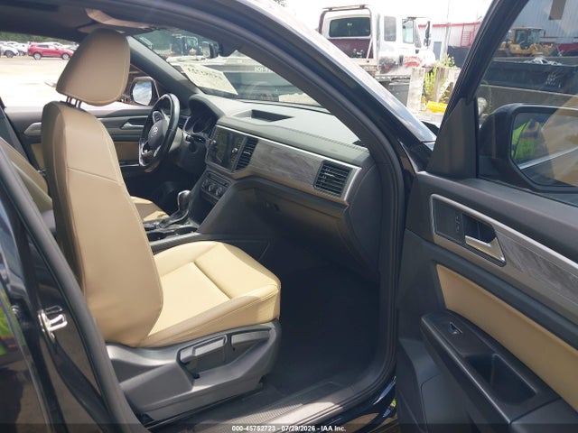 2020 Volkswagen Atlas Cross Sport 3.6l V6 Se W/technology/3.6l V6 Se W/technology R-line მანქანა იყიდება აუქციონზე, vin: 1V26E2CA9LC229970, აუქციონის ნომერი: 45752723