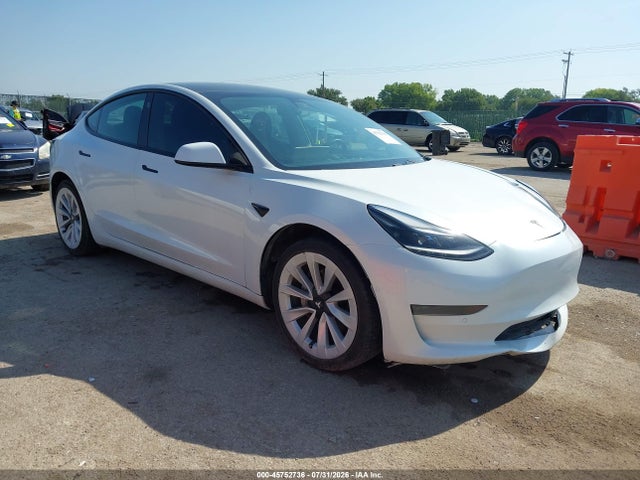 Auction sale of the 2021 Tesla Model 3 Standard Range Plus Rear-wheel Drive, vin: 5YJ3E1EA9MF045564, lot number: 45752736