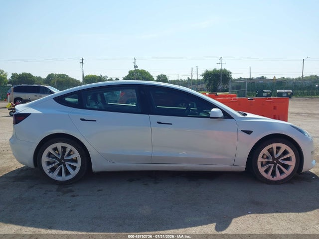 Auction sale of the 2021 Tesla Model 3 Standard Range Plus Rear-wheel Drive, vin: 5YJ3E1EA9MF045564, lot number: 45752736