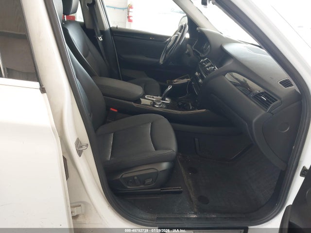 2017 Bmw X3 Xdrive28i მანქანა იყიდება აუქციონზე, vin: 5UXWX9C33H0W73200, აუქციონის ნომერი: 45752739
