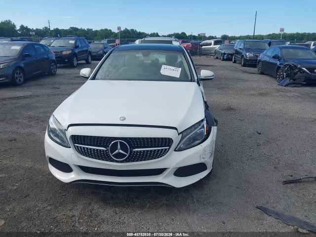 2016 Mercedes-benz C 300 4matic მანქანა იყიდება აუქციონზე, vin: 55SWF4KB4GU101826, აუქციონის ნომერი: 45752835