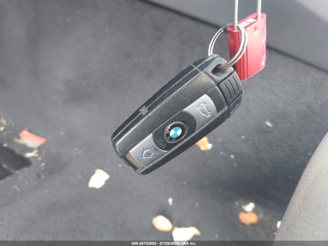 Auction sale of the 2011 Bmw 328i, vin: WBAPH7C51BE677052, lot number: 45752852