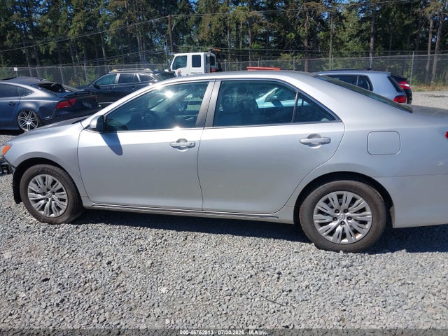 45752913 :رقم المزاد ، 4T4BF1FKXDR295355 vin ، 2013 Toyota Camry Le مزاد بيع