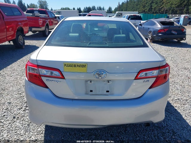 45752913 :رقم المزاد ، 4T4BF1FKXDR295355 vin ، 2013 Toyota Camry Le مزاد بيع